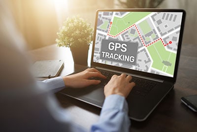 GPS tracking system map on device screen