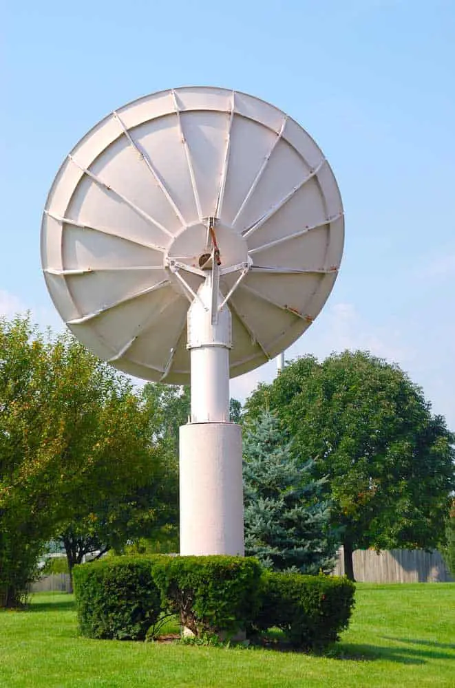 Direct TV Tree Interference: Antenna Satellite dish. 