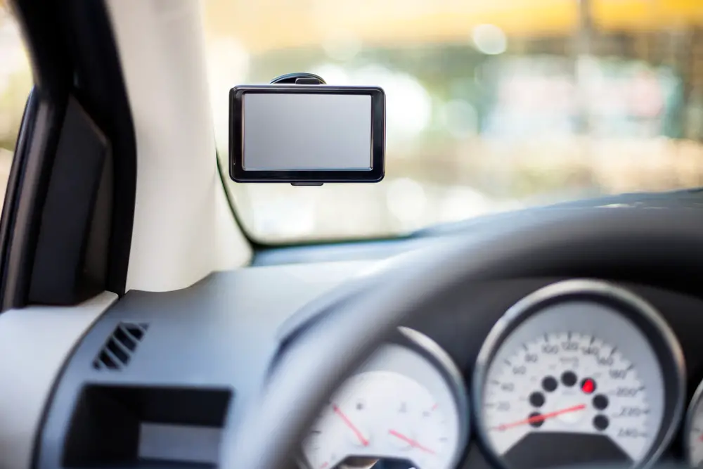 GPS mounted on windshield