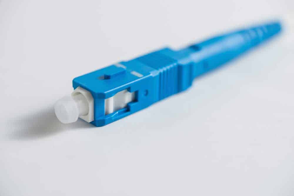 A fiber optic cable plug