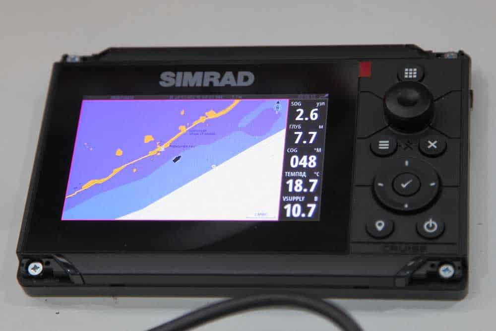 A Simrad Cruise GPS