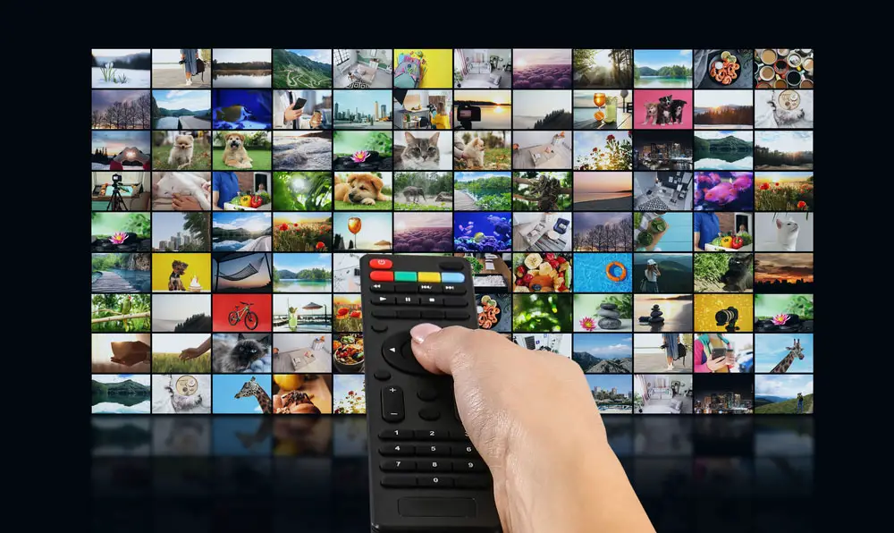 How to Connect Non-Smart TV To The Internet: Streaming services