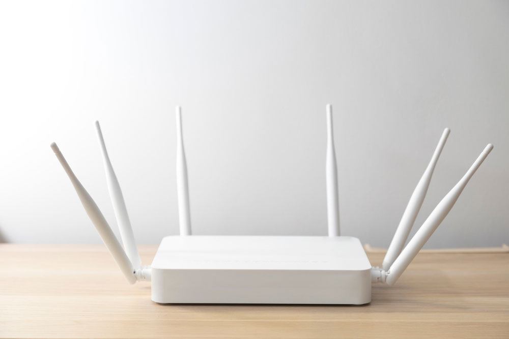 A wireless router with multiple antennas